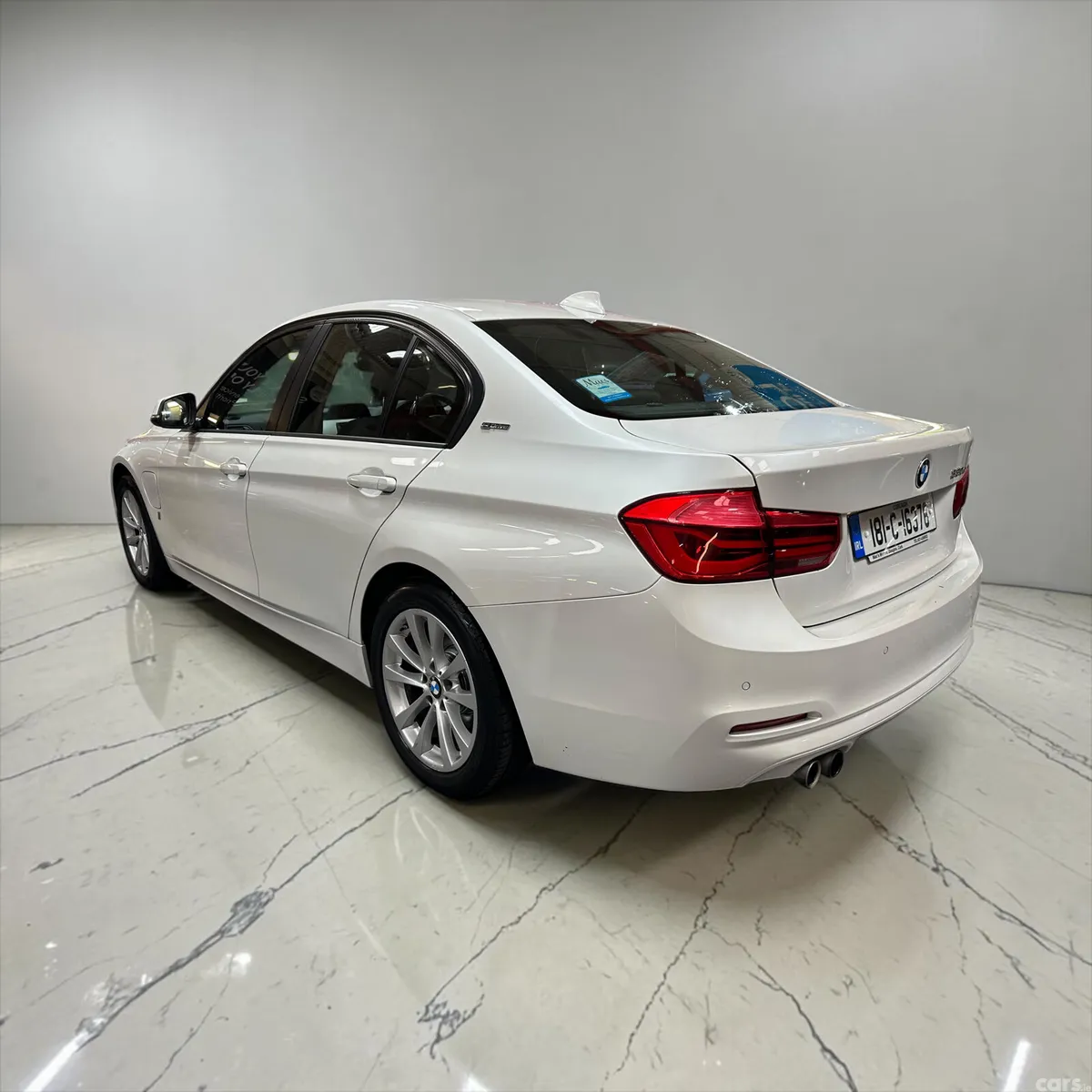 BMW 3-Series Saloon, Petrol Plug-in Hybrid, 2018, White