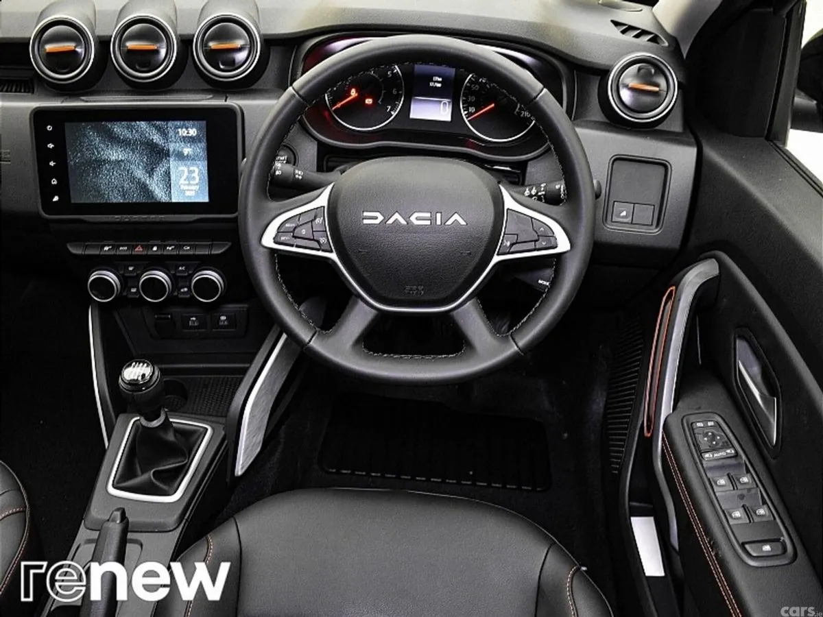 Dacia Duster SUV, Petrol, 2023, Orange