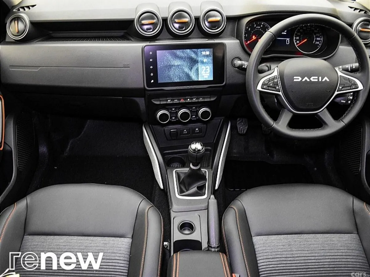 Dacia Duster SUV, Petrol, 2023, Orange