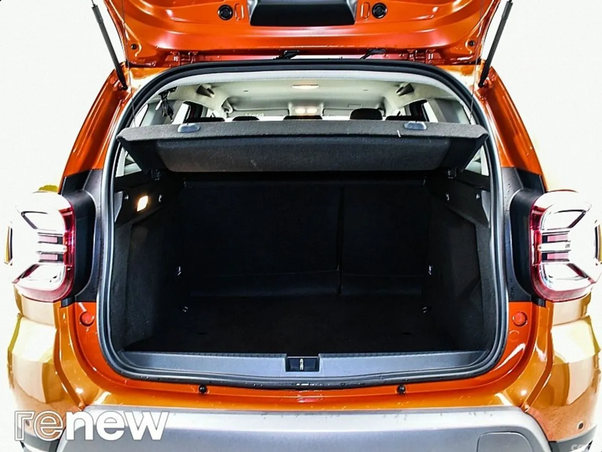 Dacia Duster SUV, Petrol, 2023, Orange