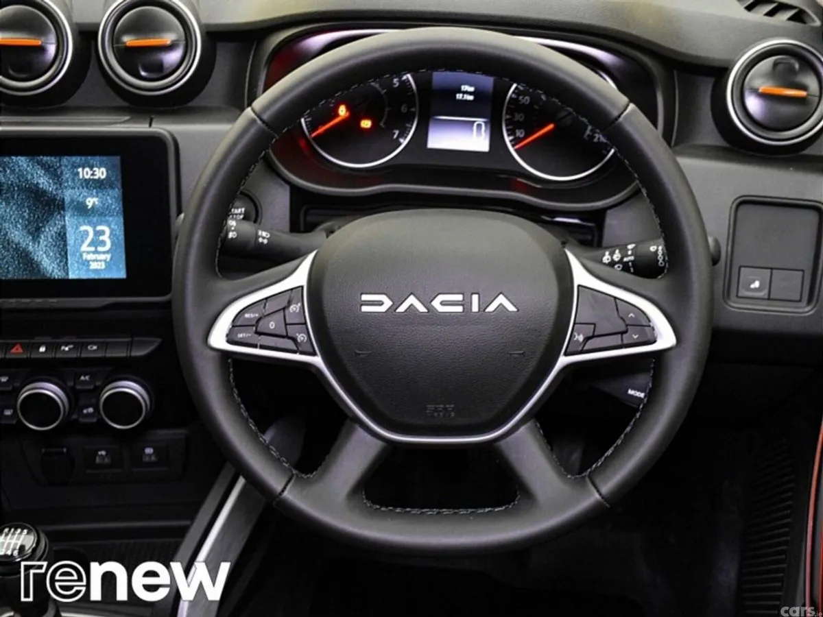 Dacia Duster SUV, Petrol, 2023, Orange