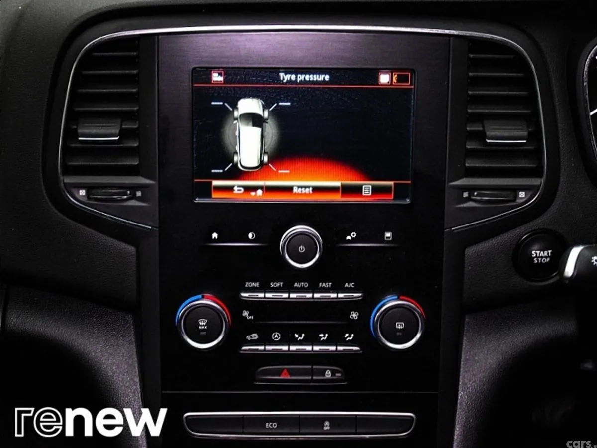 Renault Megane Estate, Diesel, 2020, Silver