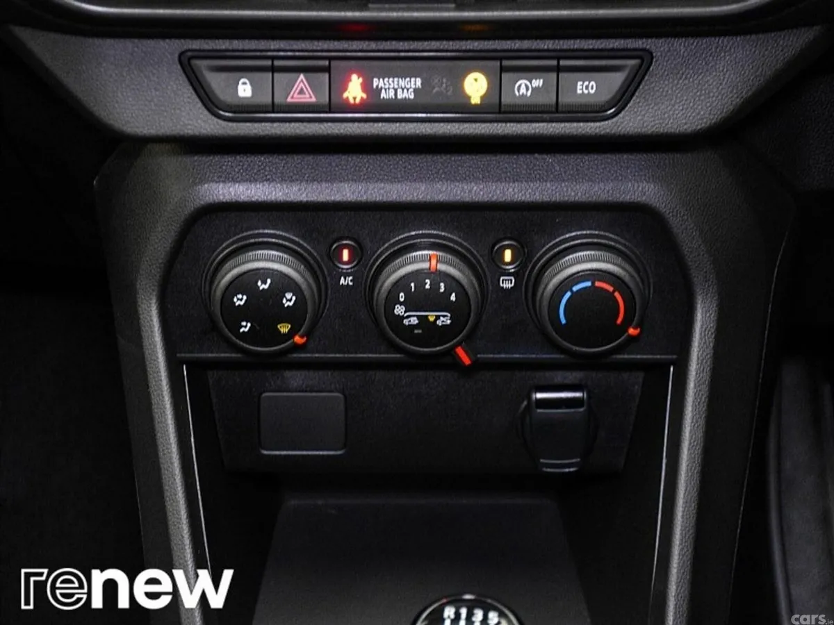 Dacia Sandero Stepway SUV, Petrol, 2023, Orange