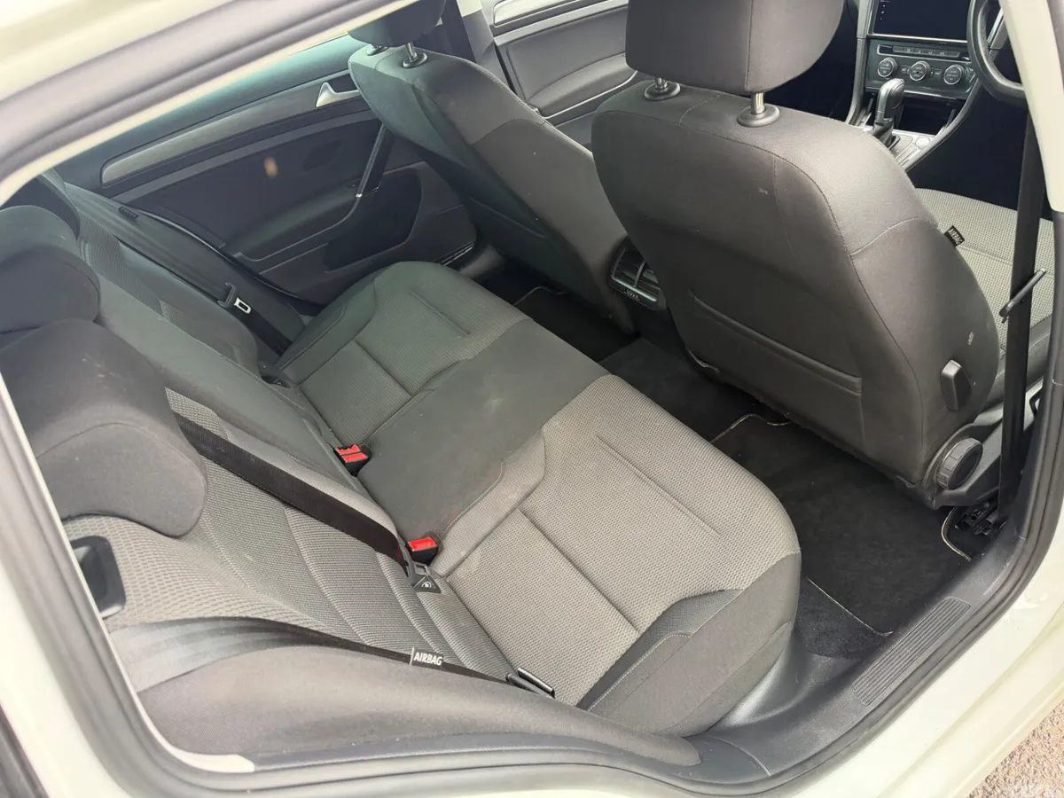 Volkswagen Golf Estate, Petrol, 2018, White