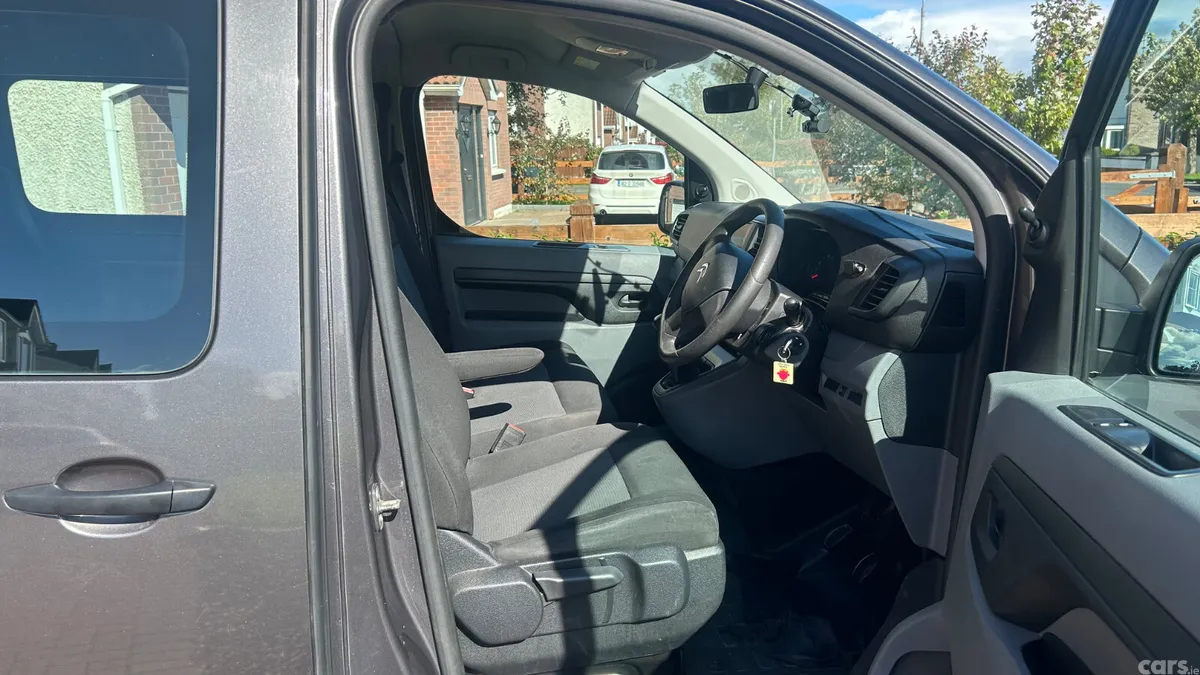Citroen Dispatch MPV, Diesel, 2018, Grey