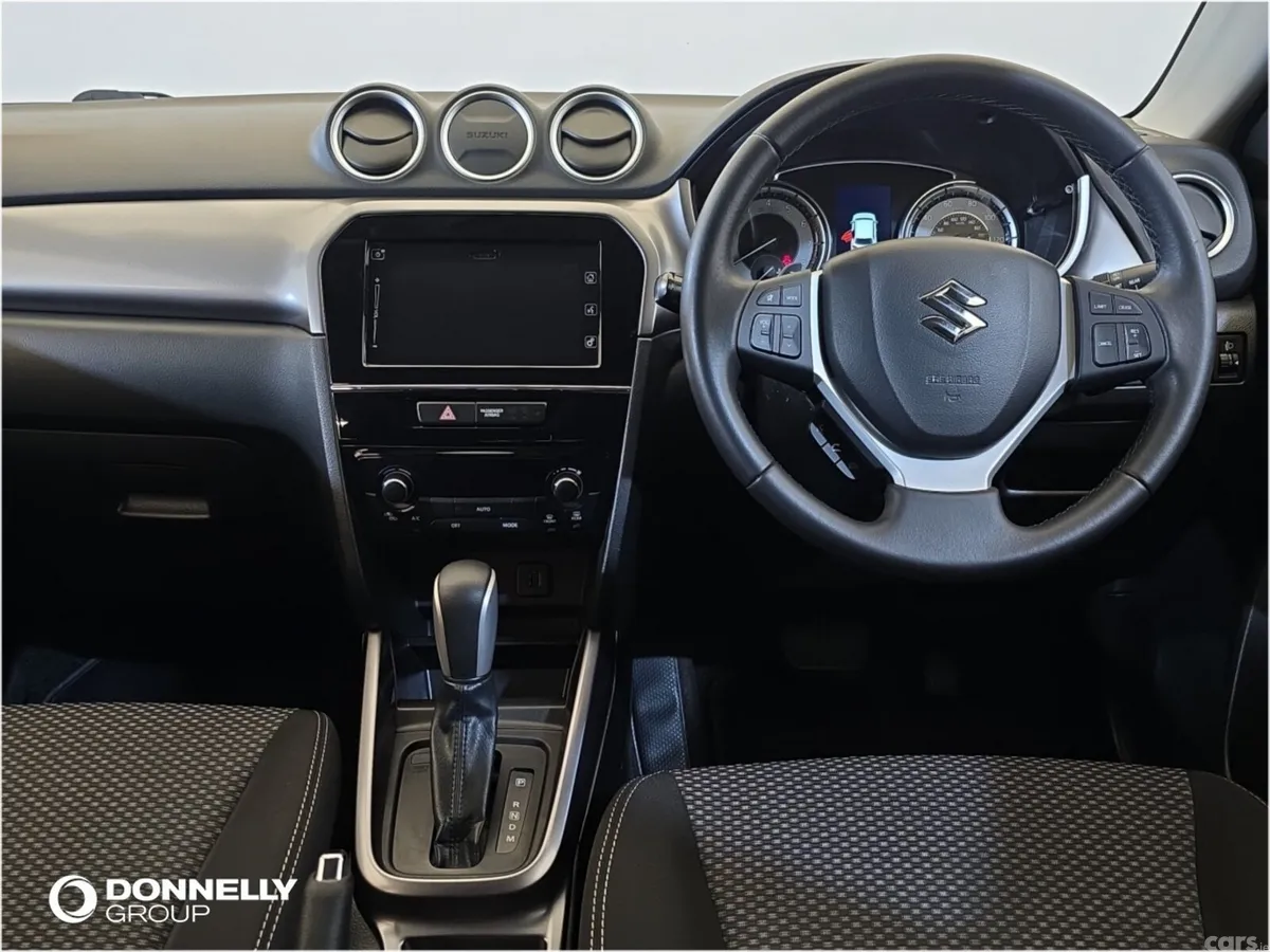 Suzuki Vitara SUV, Petrol, 2019, White