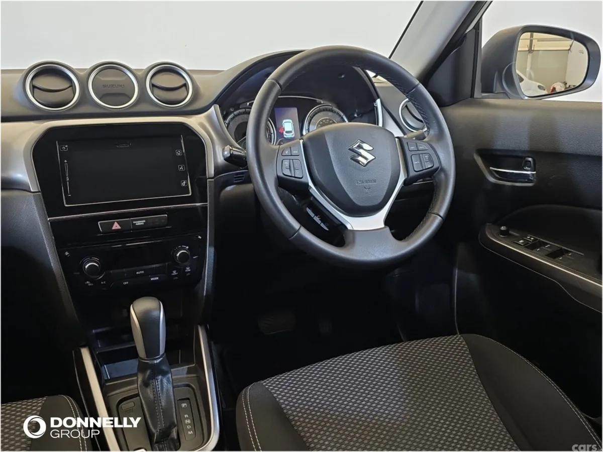 Suzuki Vitara SUV, Petrol, 2019, White