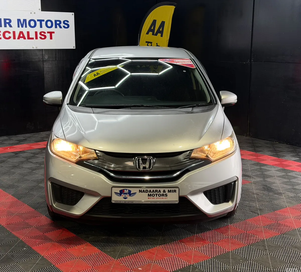 Honda Fit Hatchback, Petrol Hybrid, 2014, Silver