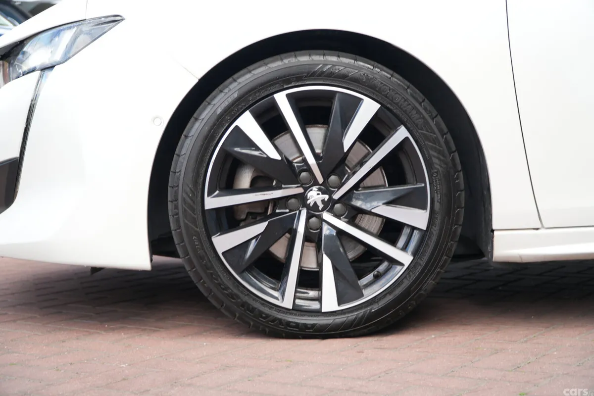 Peugeot 508 Saloon, Petrol Plug-in Hybrid, 2021, White