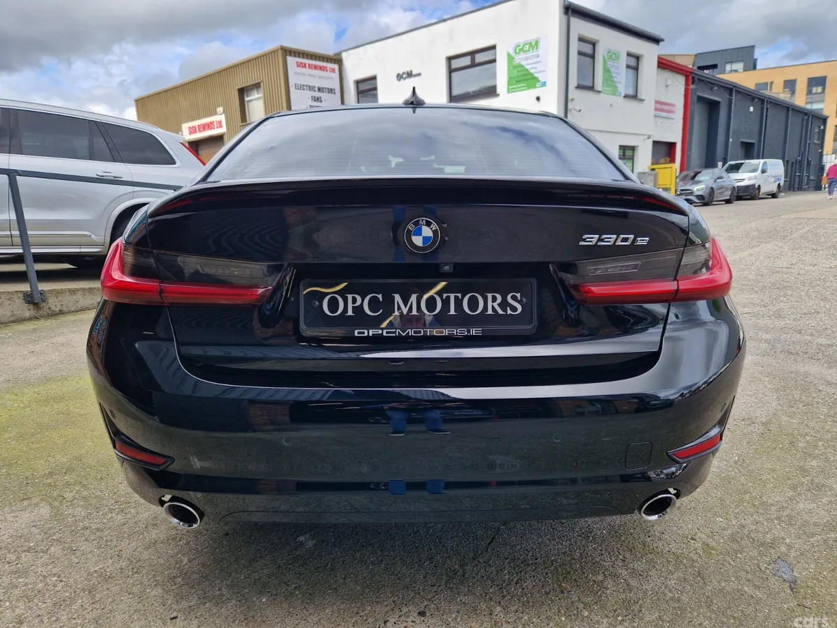 BMW 3-Series Saloon, Petrol Plug-in Hybrid, 2021, Black