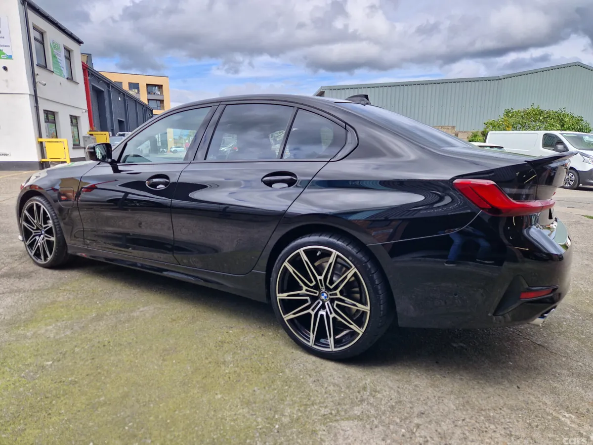 BMW 3-Series Saloon, Petrol Plug-in Hybrid, 2021, Black