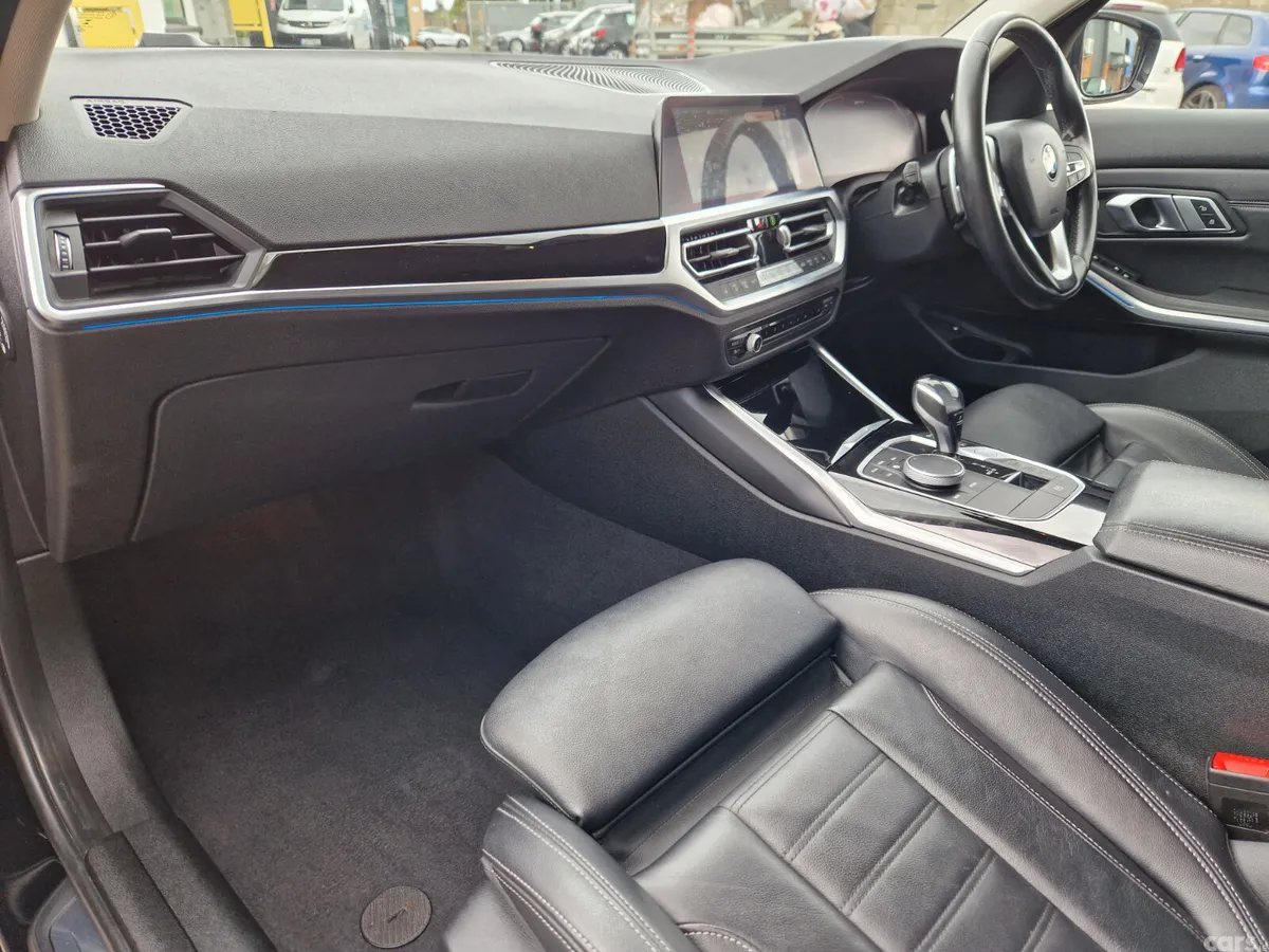 BMW 3-Series Saloon, Petrol Plug-in Hybrid, 2021, Black