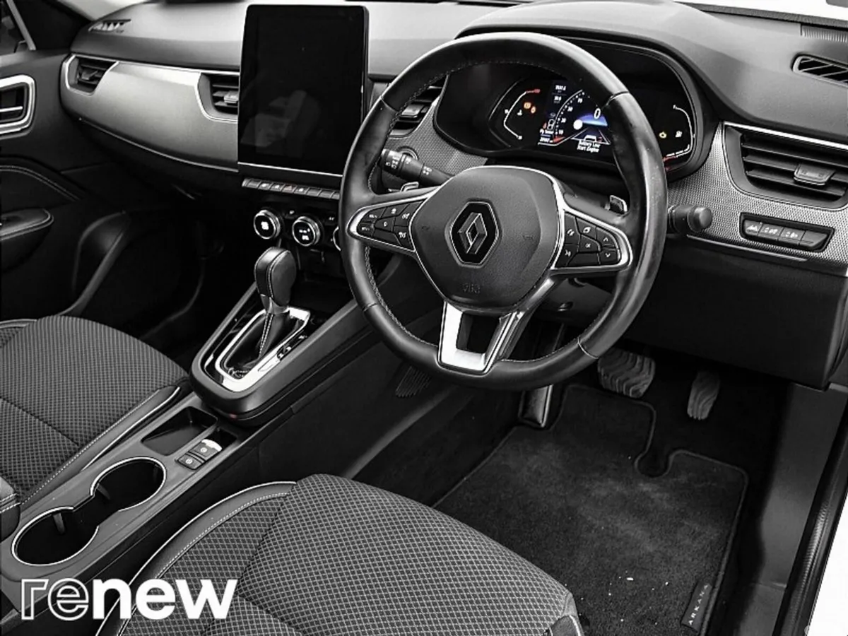 Renault Arkana SUV, Petrol, 2023, White