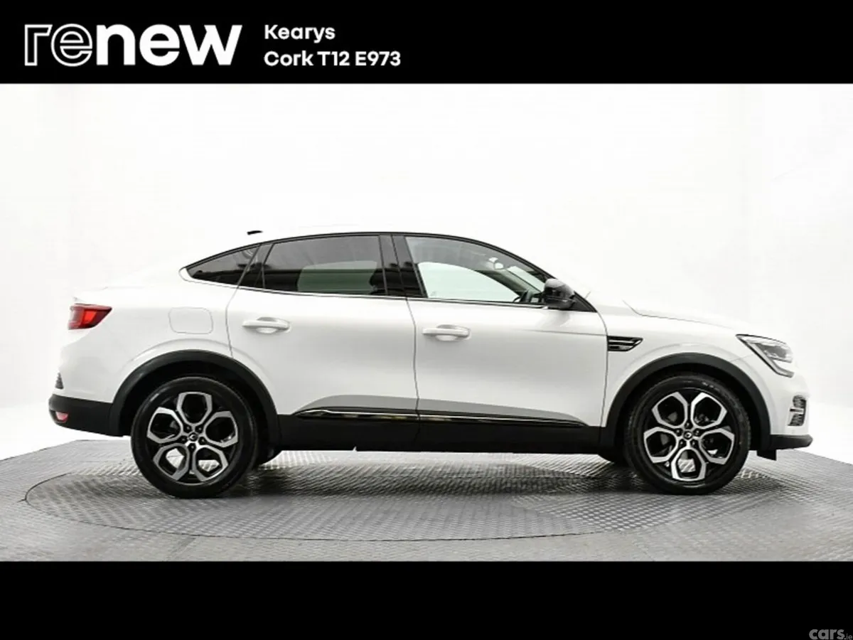 Renault Arkana SUV, Petrol, 2023, White