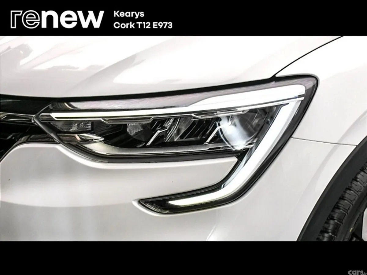 Renault Arkana SUV, Petrol, 2023, White