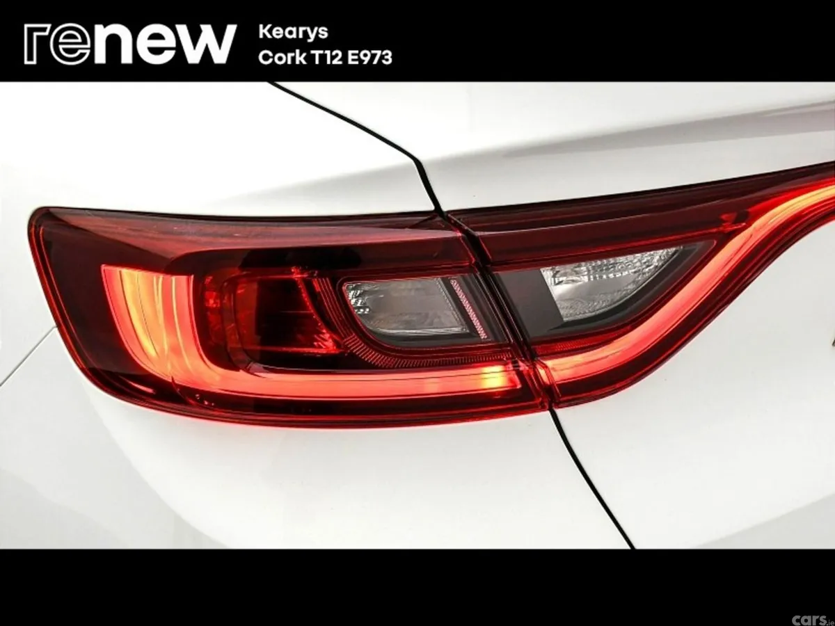 Renault Arkana SUV, Petrol, 2023, White