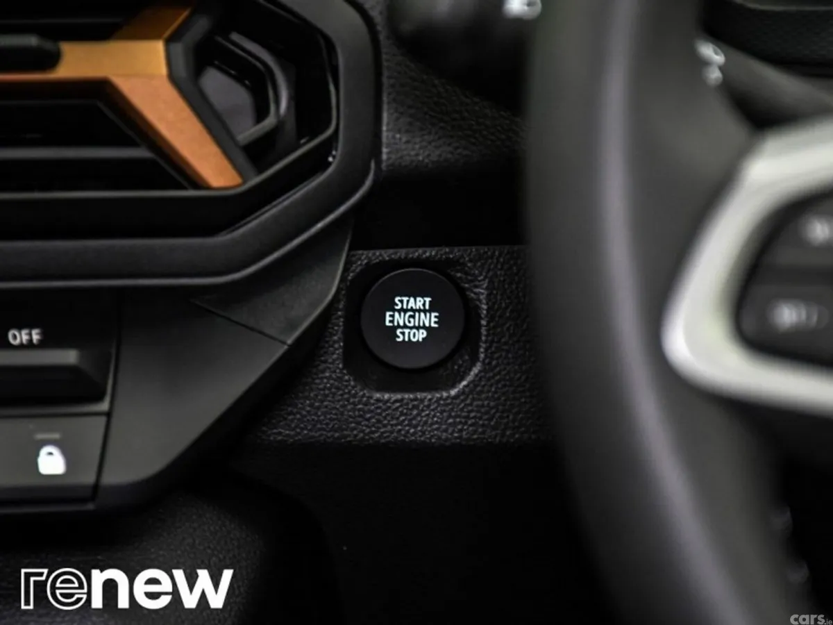 Dacia Duster SUV, Petrol, 2025, Grey