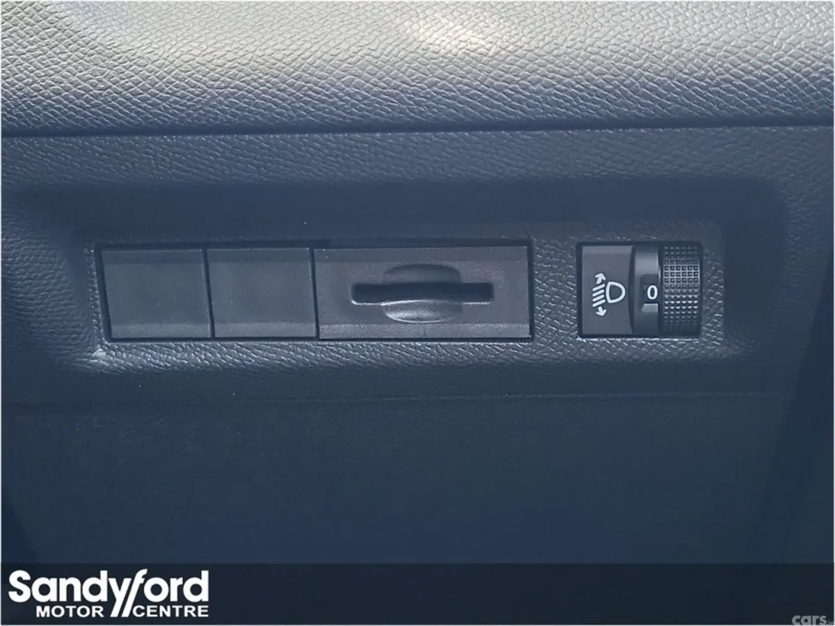 Peugeot 308 Hatchback, Petrol Hybrid, 2026, Blue