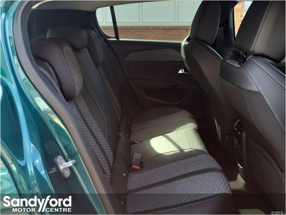 Peugeot 308 Hatchback, Petrol Hybrid, 2026, Blue