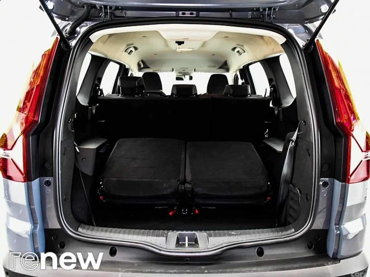 Dacia Jogger SUV, Petrol, 2025, Grey