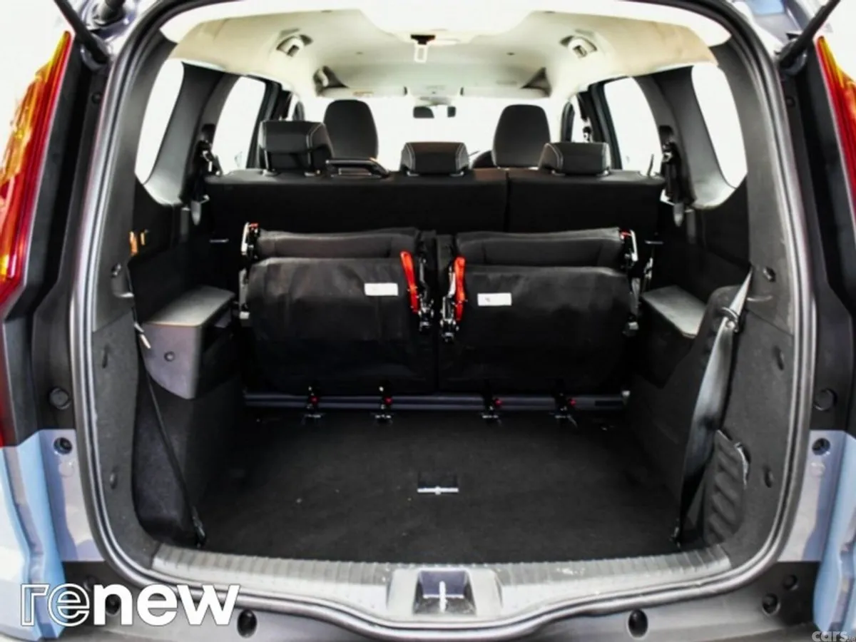 Dacia Jogger SUV, Petrol, 2025, Grey