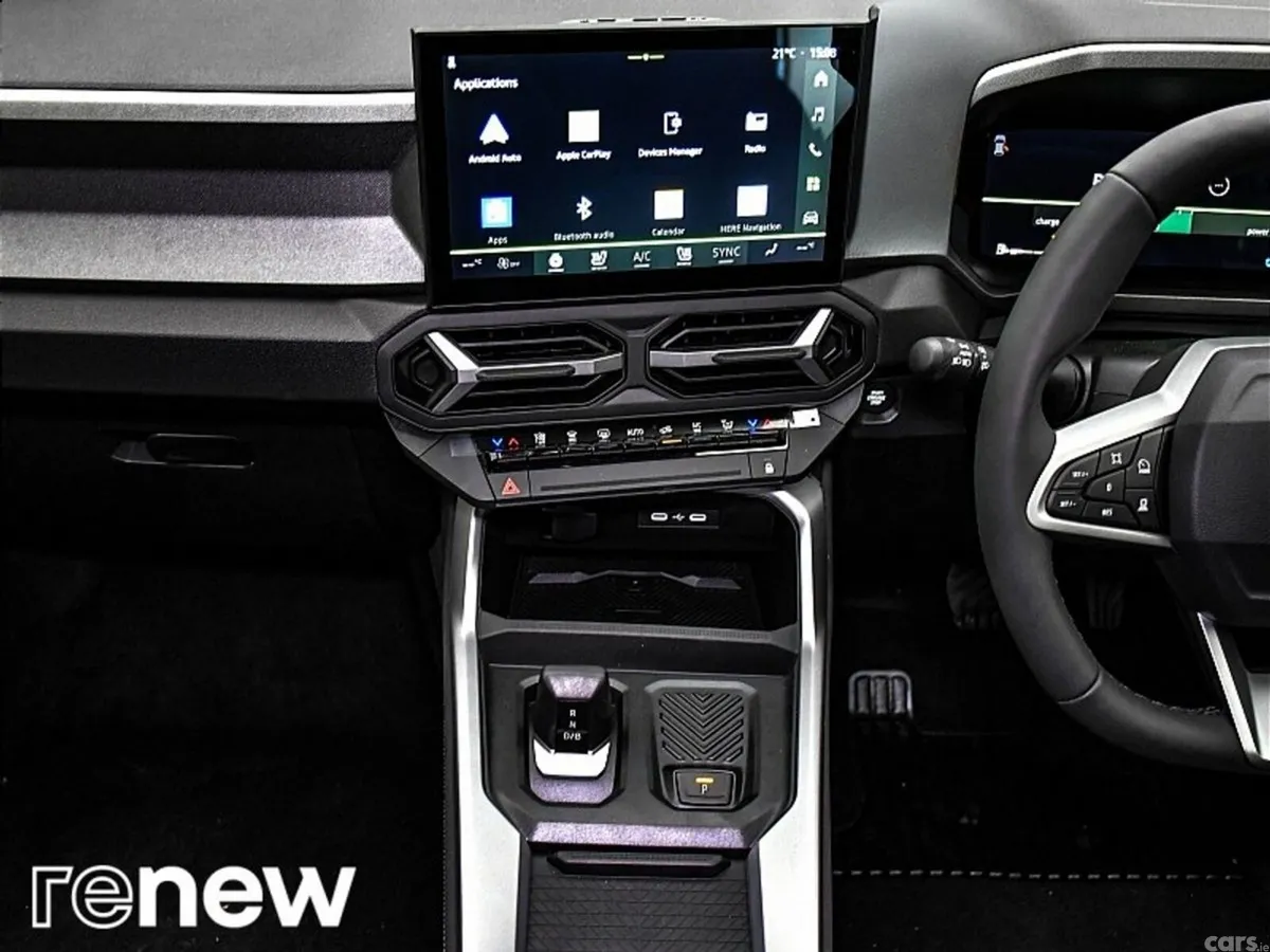 Dacia Bigster SUV, Petrol Hybrid, 2025, Black