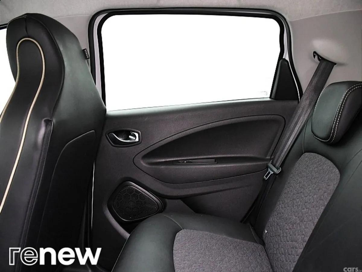 Renault Zoe Hatchback, Electric, 2023, White
