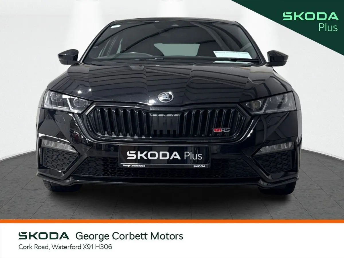 Skoda Octavia Saloon, Diesel, 2022, Black