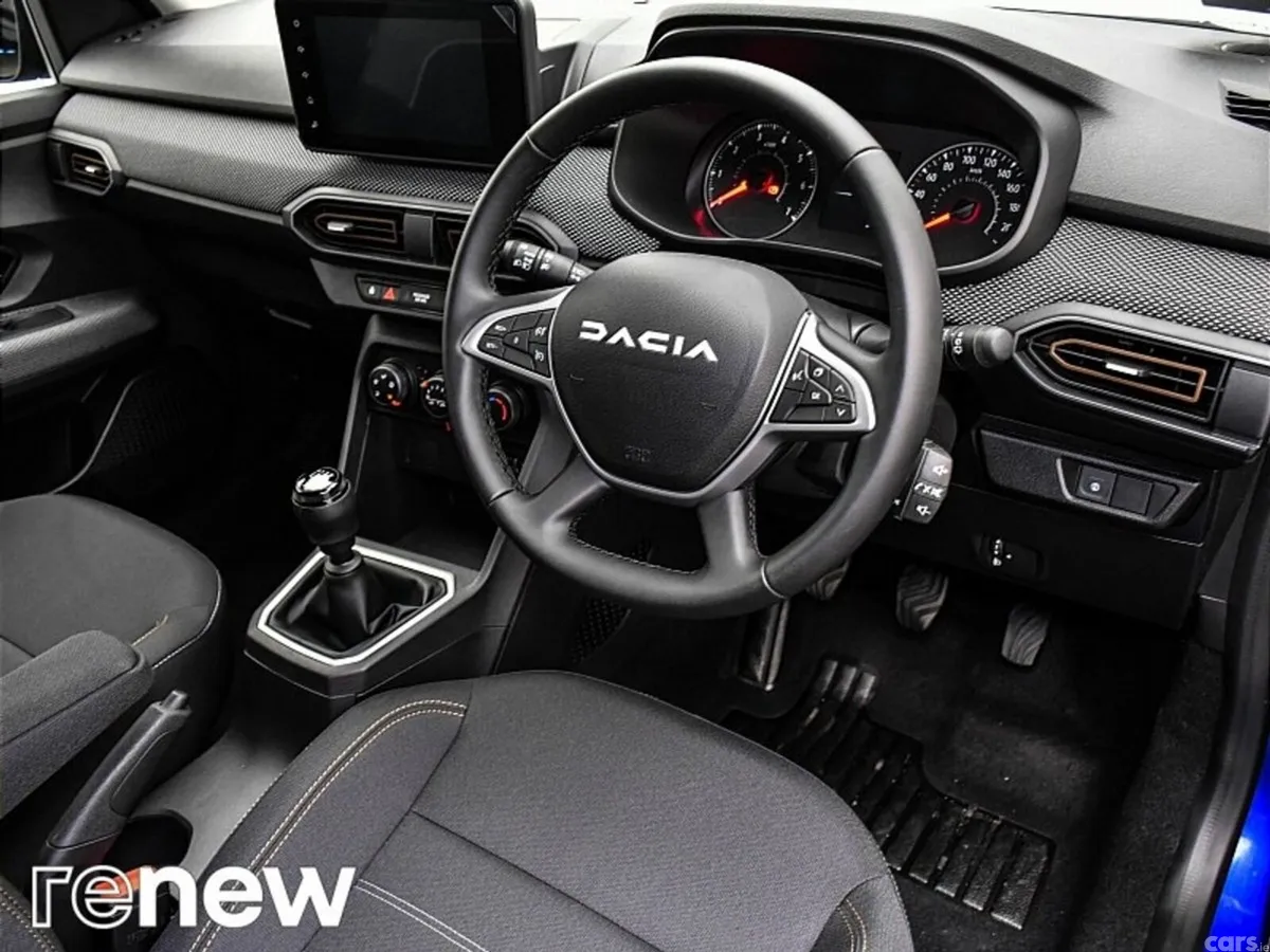 Dacia Sandero Stepway SUV, Petrol, 2026, Blue