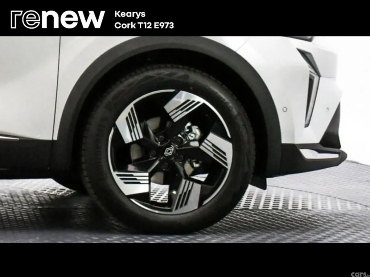 Renault Symbioz SUV, Petrol, 2026, White