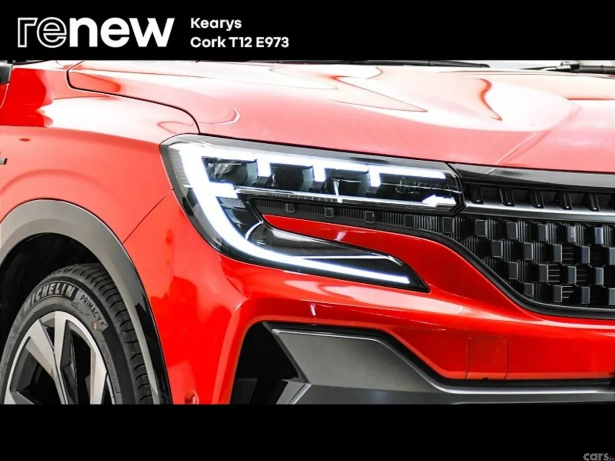 Renault Austral SUV, Petrol Hybrid, 2024, Red