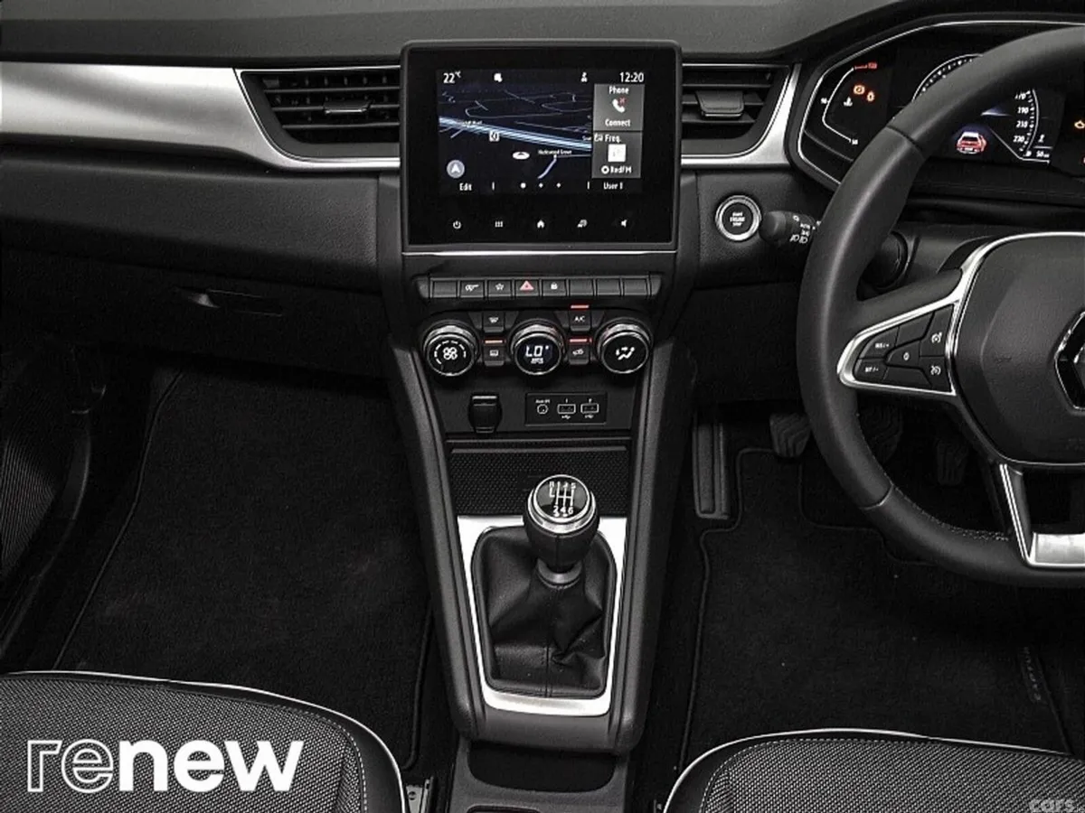 Renault Captur SUV, Petrol, 2023, Red