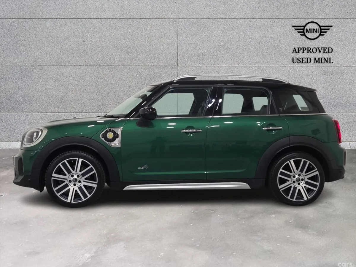 Mini Cooper Hatchback, Petrol Plug-in Hybrid, 2023, Green