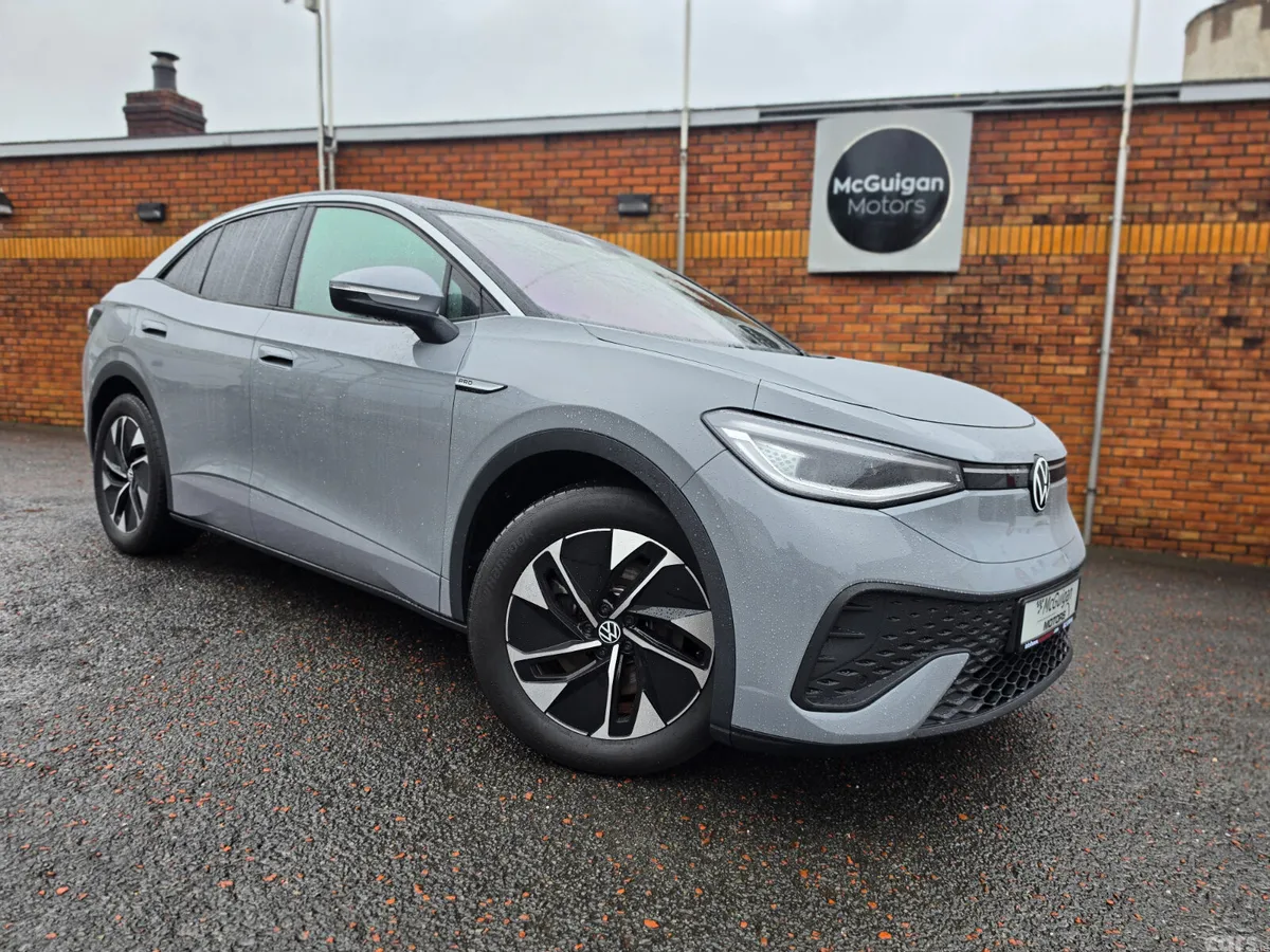 Volkswagen ID.5 SUV, Electric, 2023, Grey