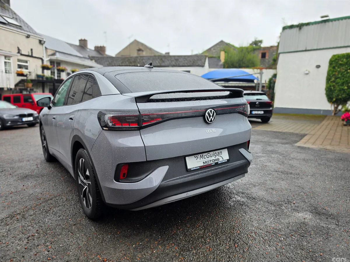 Volkswagen ID.5 SUV, Electric, 2023, Grey