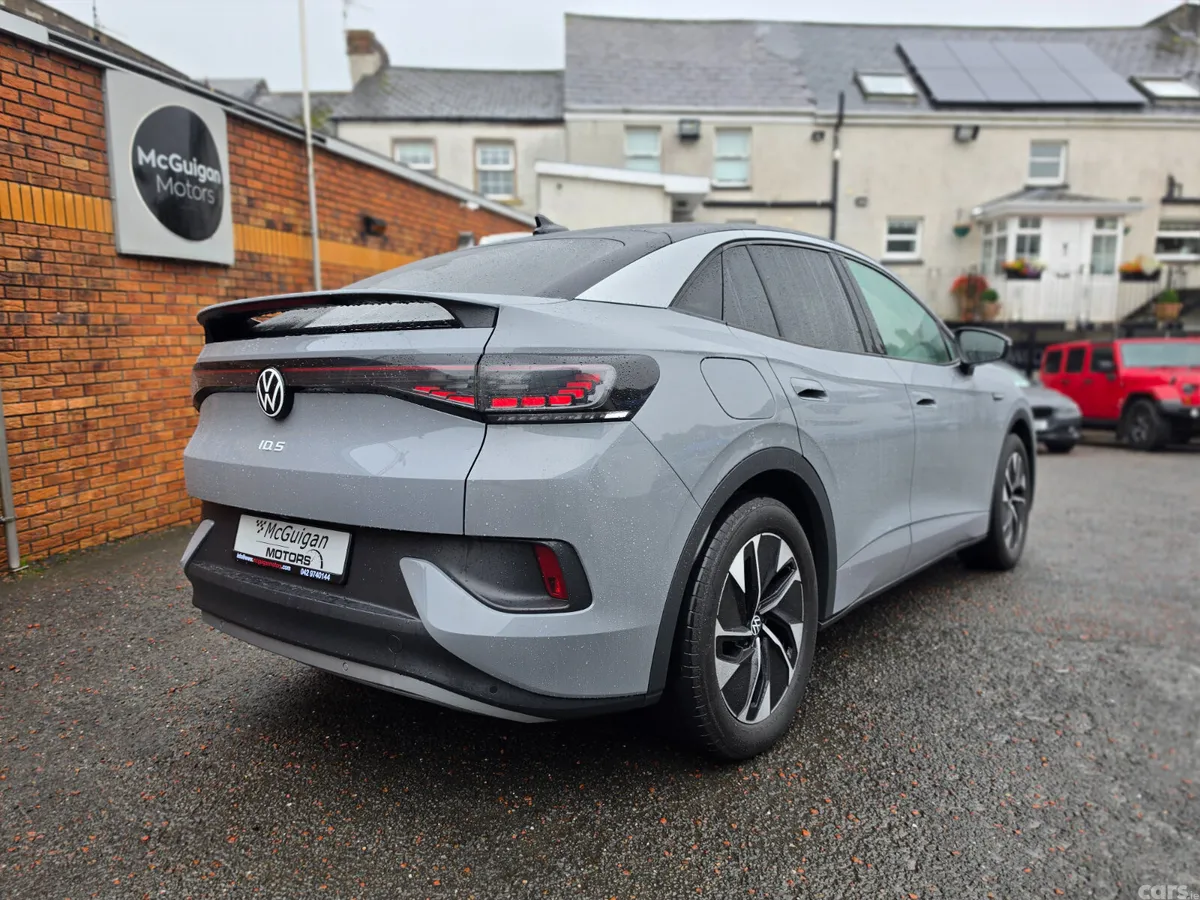 Volkswagen ID.5 SUV, Electric, 2023, Grey