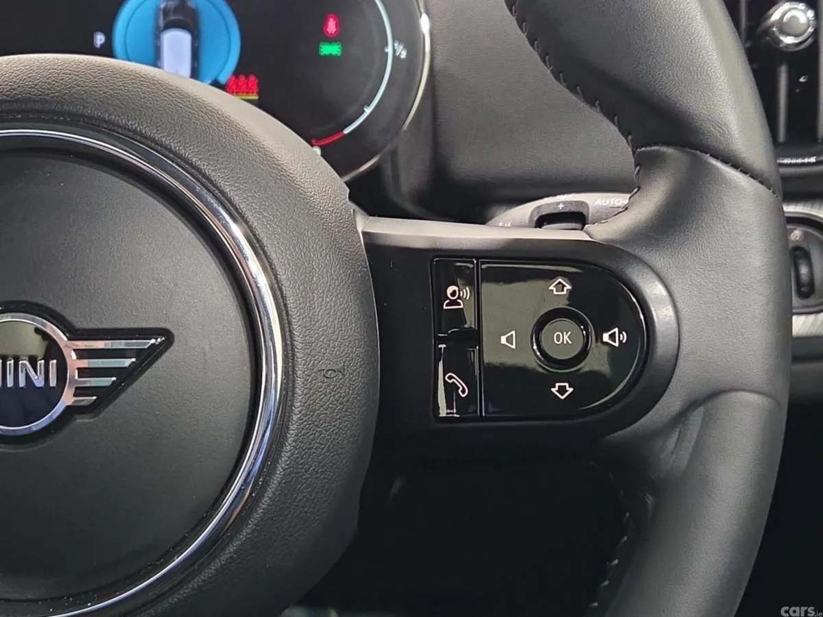 Mini Cooper Hatchback, Petrol Plug-in Hybrid, 2023, Green