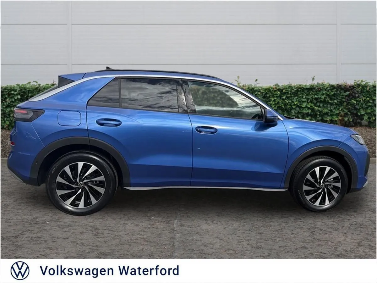 Volkswagen T-Roc SUV, Petrol, 2026, Blue