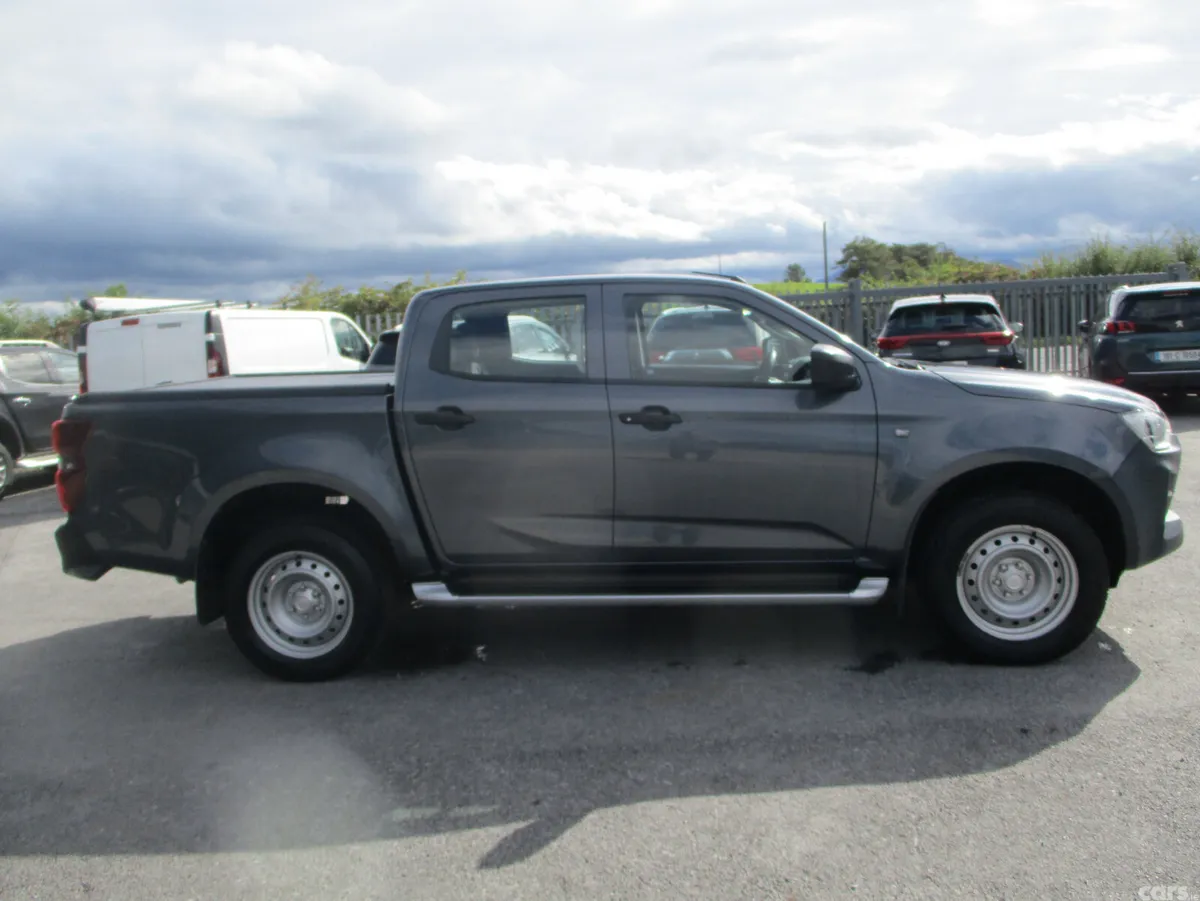 Isuzu D-Max Pick Up, Diesel, 2022, Grey