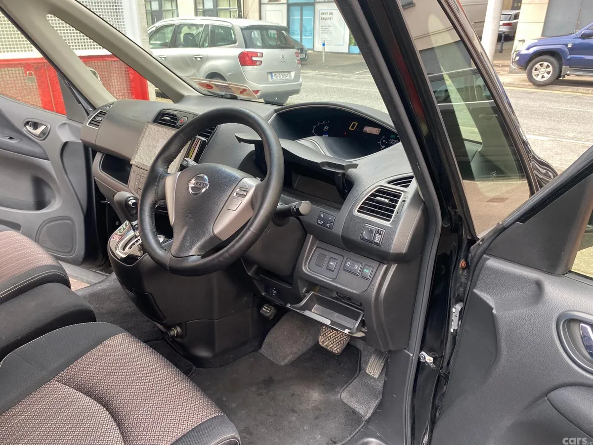 Nissan Serena MPV, Petrol, 2014, Black