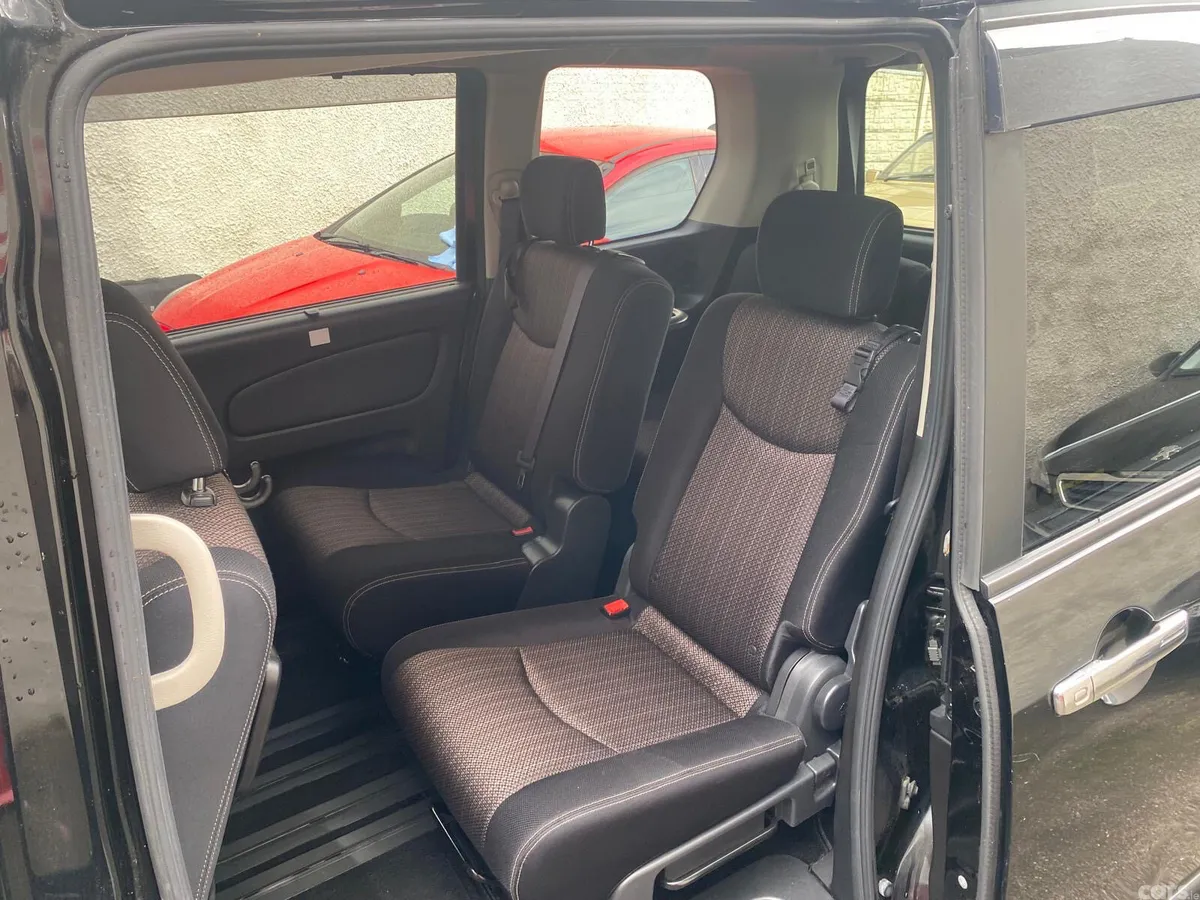 Nissan Serena MPV, Petrol, 2014, Black
