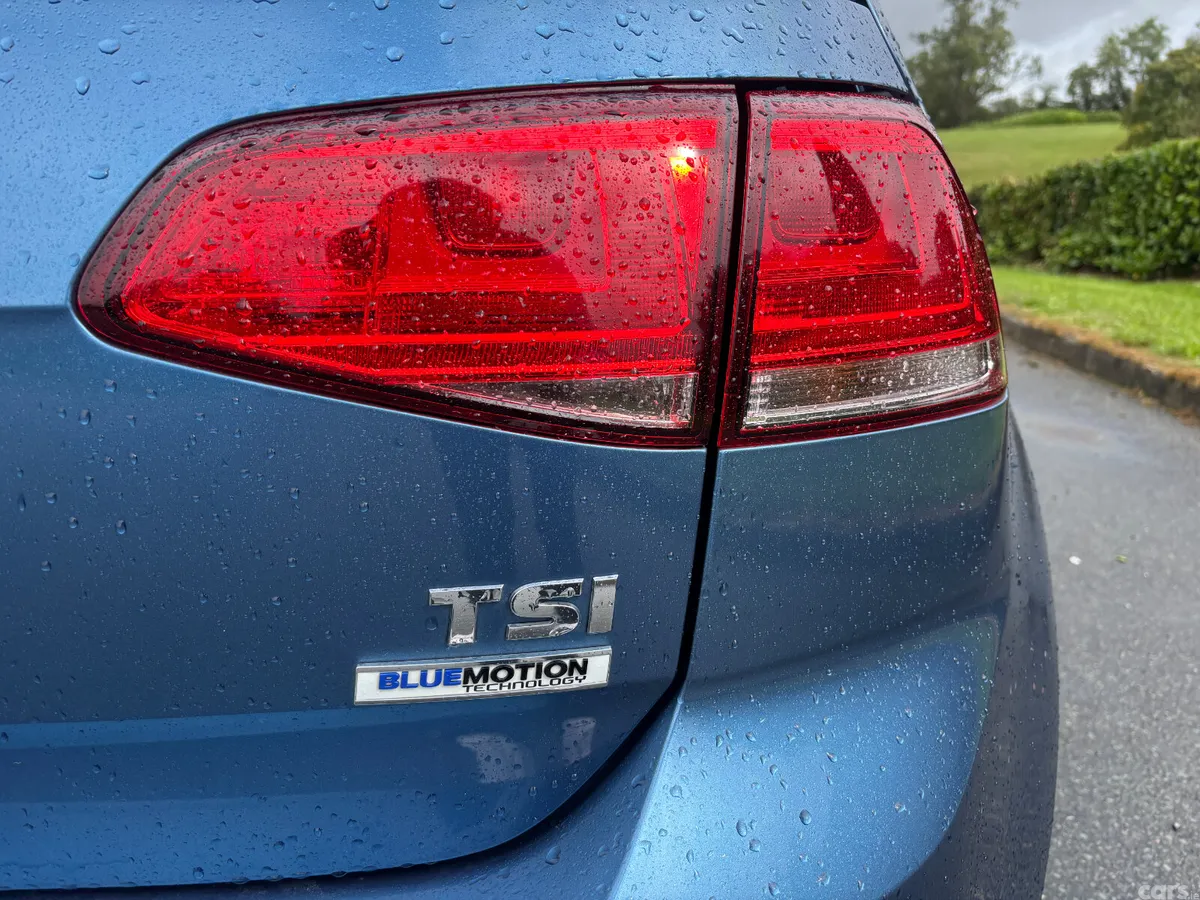 Volkswagen Golf Hatchback, Petrol, 2016, Blue