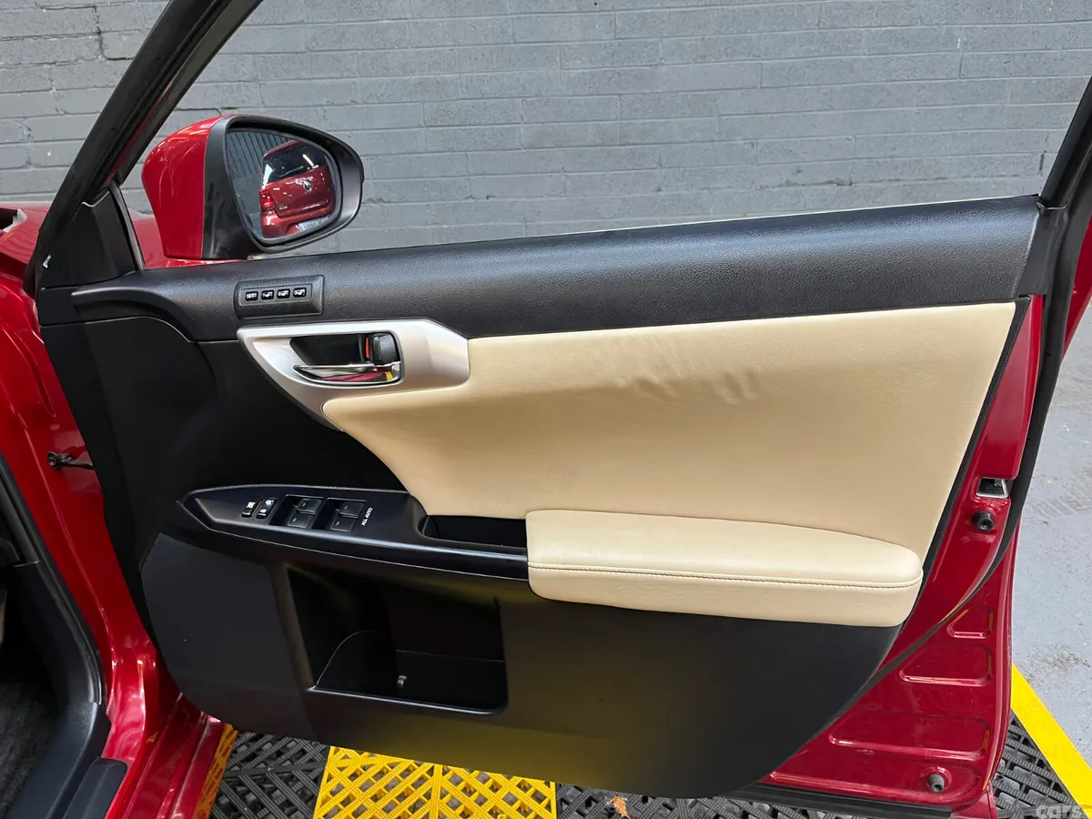 Lexus CT Hatchback, Petrol Hybrid, 2015, Red