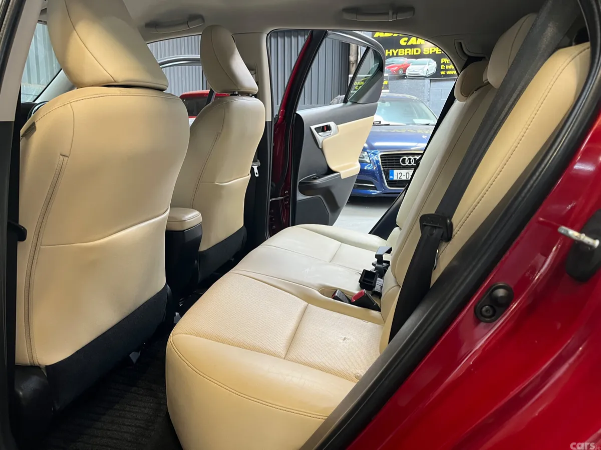 Lexus CT Hatchback, Petrol Hybrid, 2015, Red