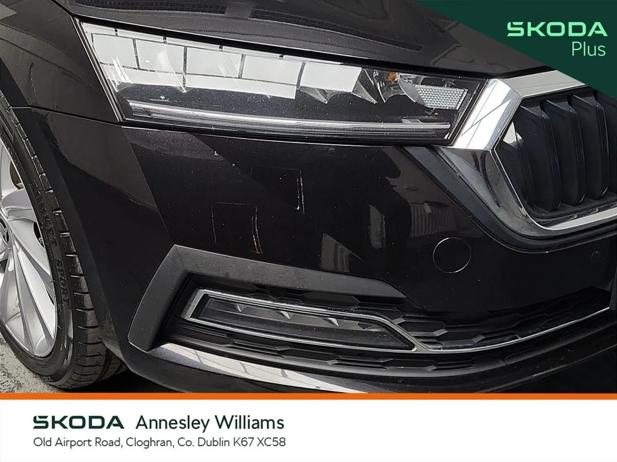Skoda Octavia Saloon, Petrol, 2023, Black