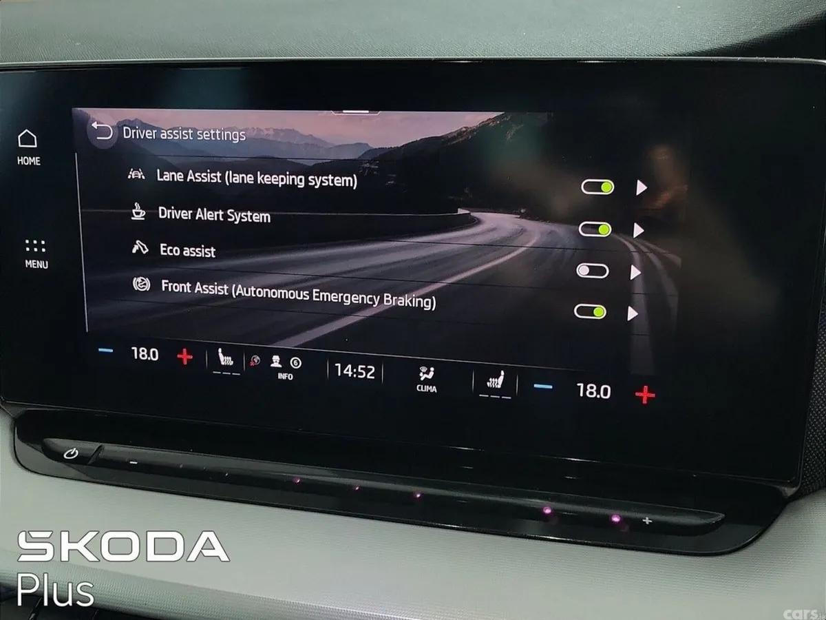 Skoda Octavia Saloon, Petrol, 2023, Black