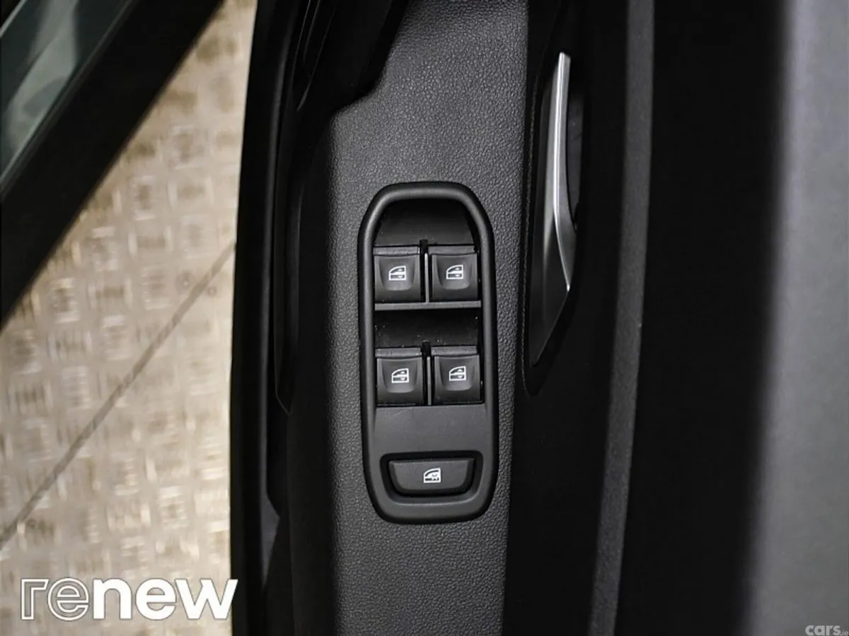 Dacia Duster SUV, Diesel, 2023, Grey