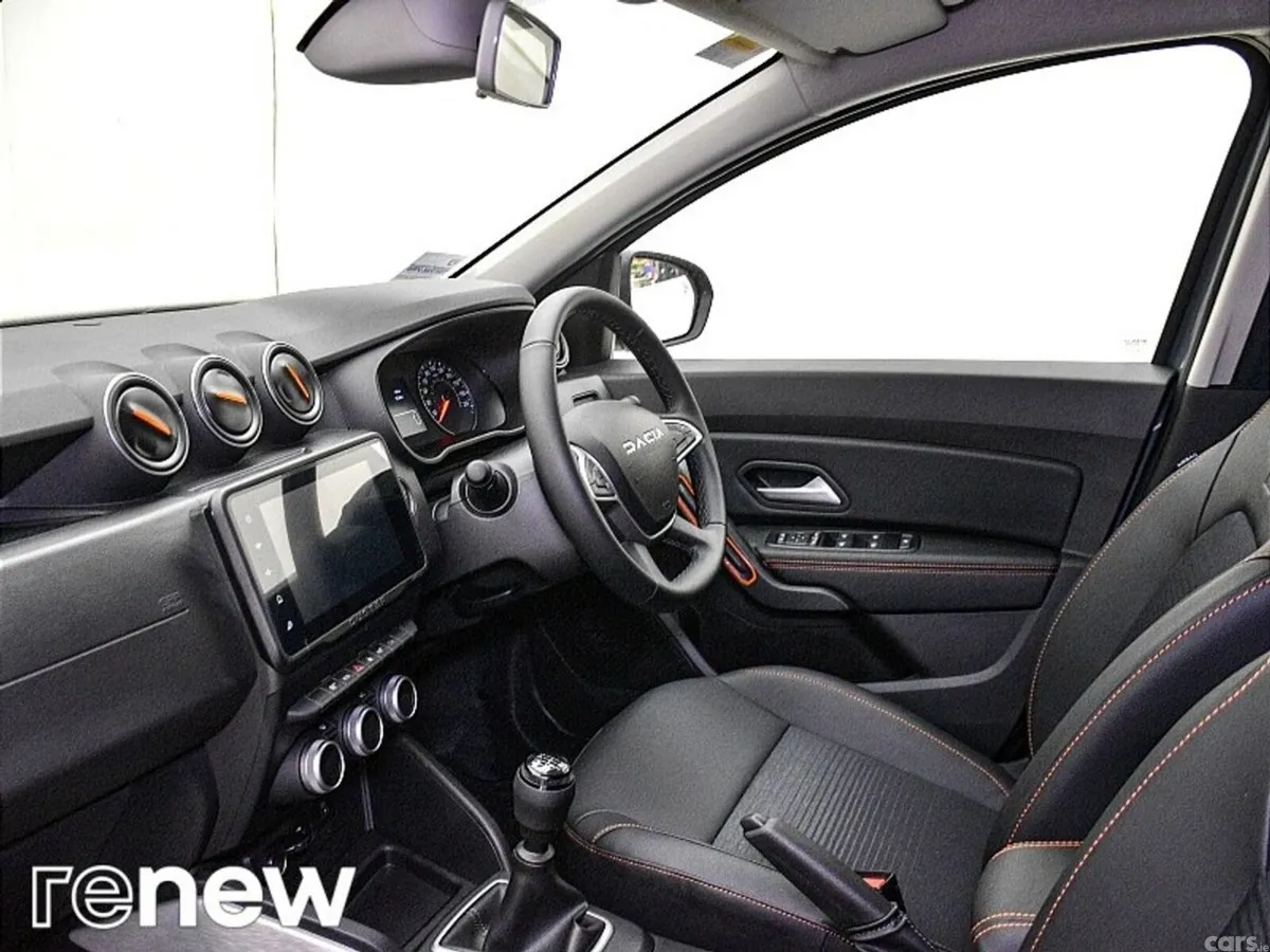 Dacia Duster SUV, Diesel, 2023, Blue