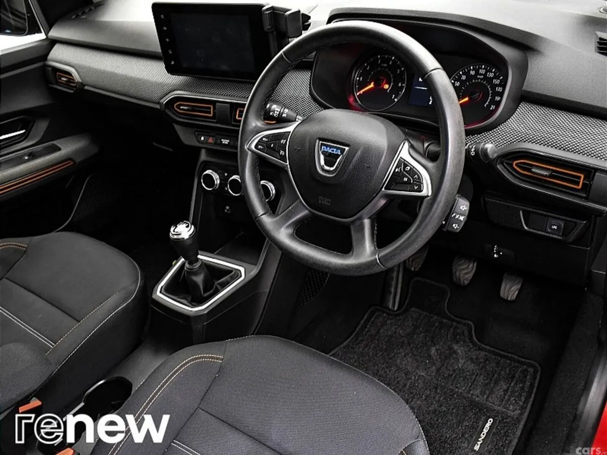 Dacia Sandero Stepway SUV, Petrol, 2022, Red