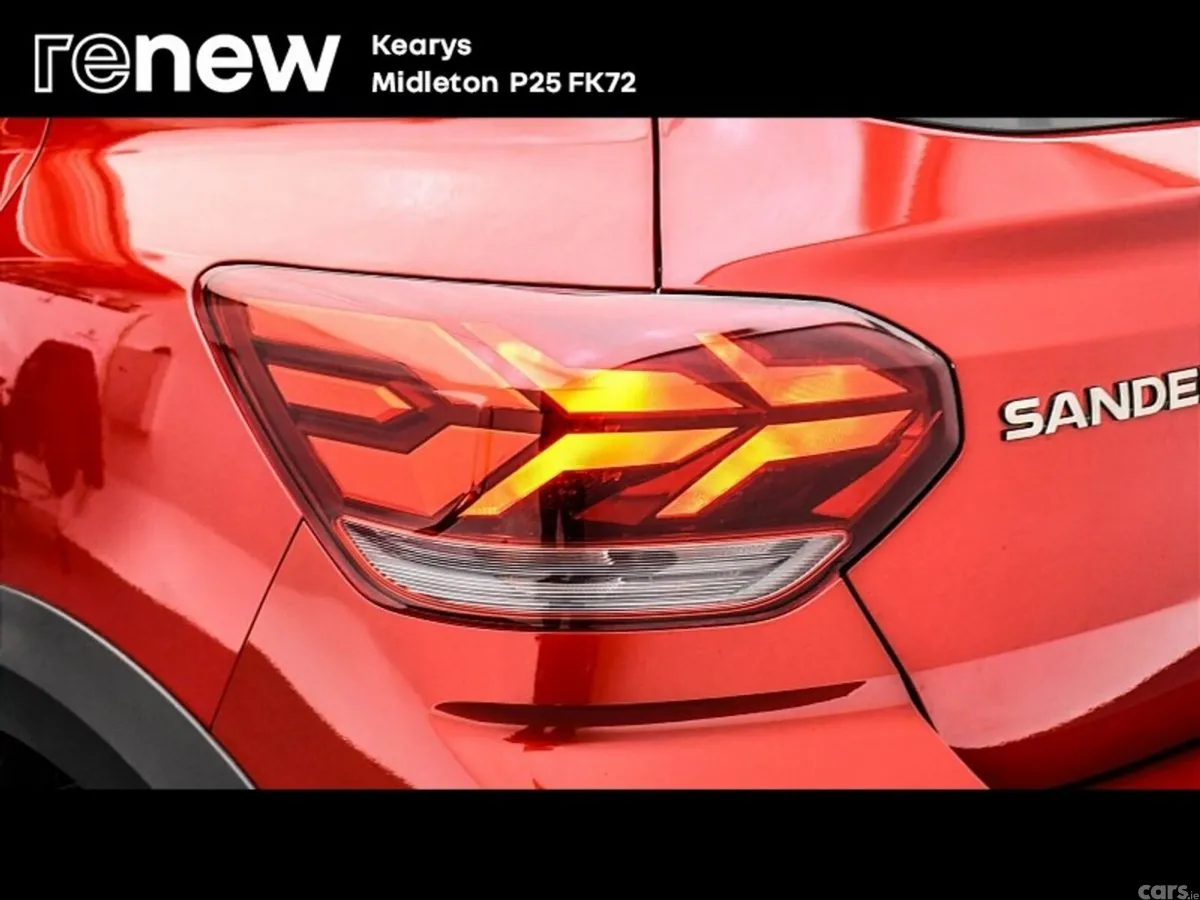 Dacia Sandero Stepway SUV, Petrol, 2022, Red